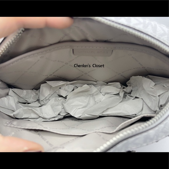 ✨🔥NeW! Michael Kors Jet Set Chain Crossbody - Picture 7 of 8